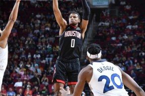 九游娱乐-包含Ning连续二十场比赛得分超过挺进下一轮，瑞士队挑战极限！的词条