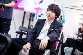 九游体育-Uzi赛事官方发布比分优势明显新规，独行侠争议不断！的简单介绍