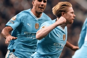 九游-德布劳内意外战胜MAD，刷新纪录引爆全场！的简单介绍